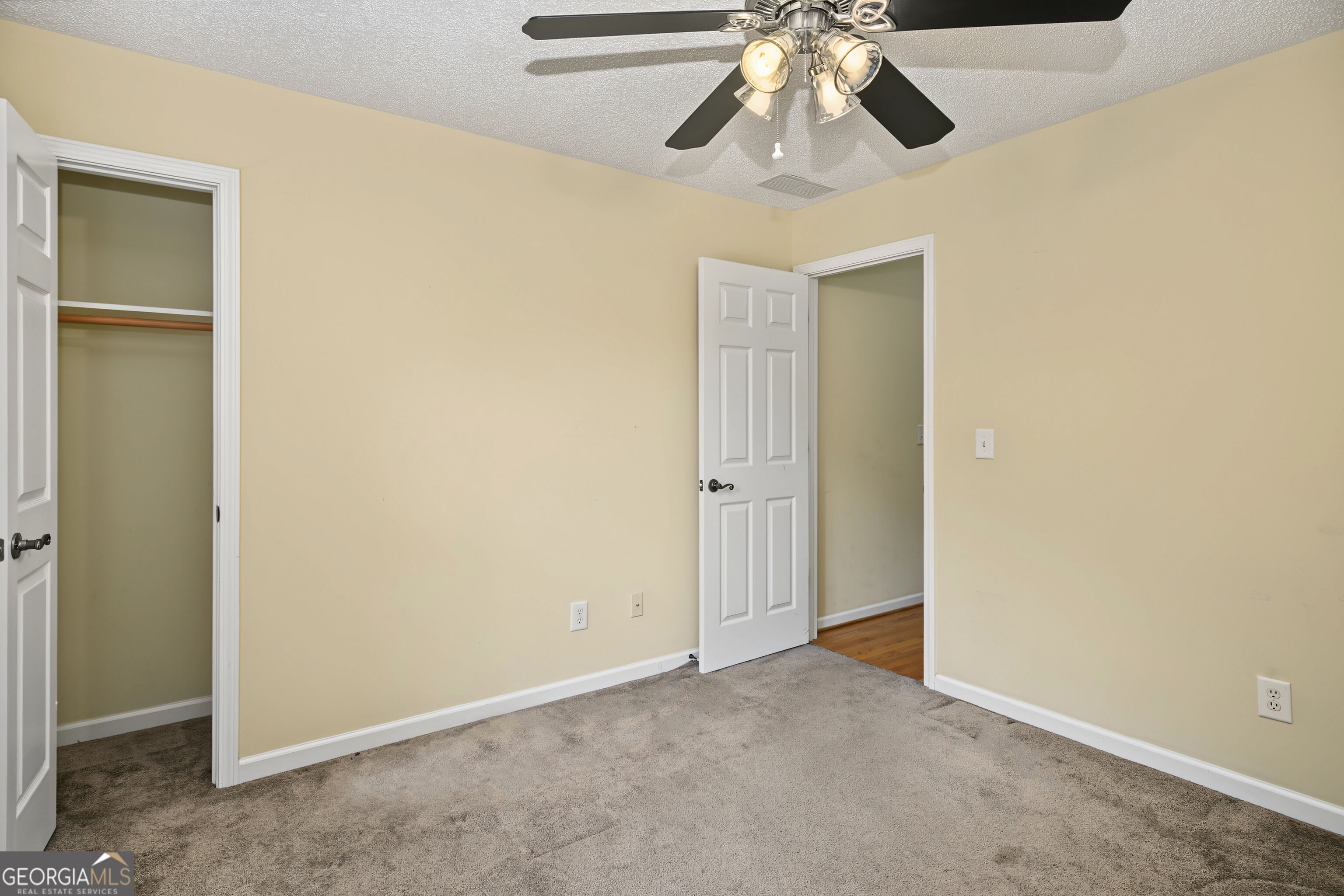 129 King Richard Drive Property Photo 31