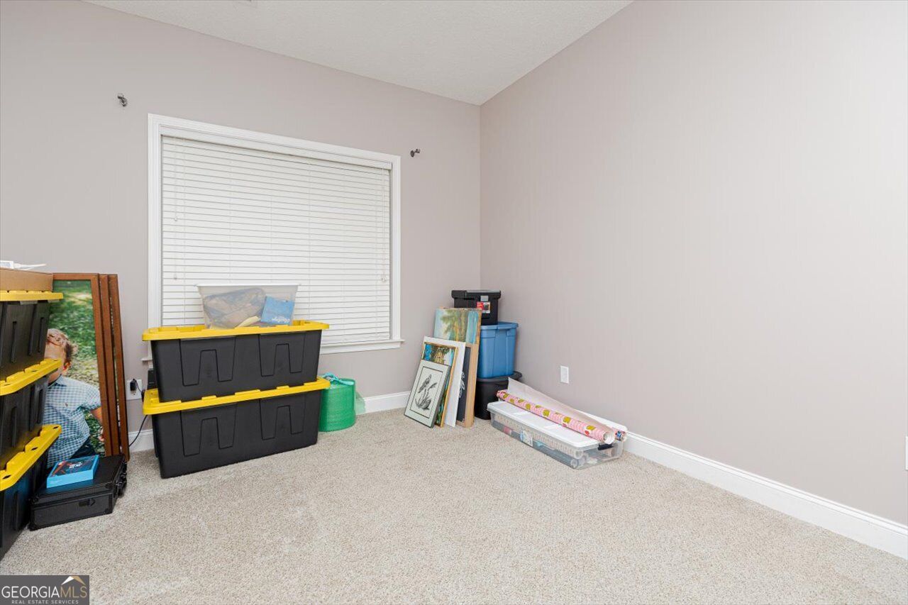 211 White Columns Drive Property Photo 44