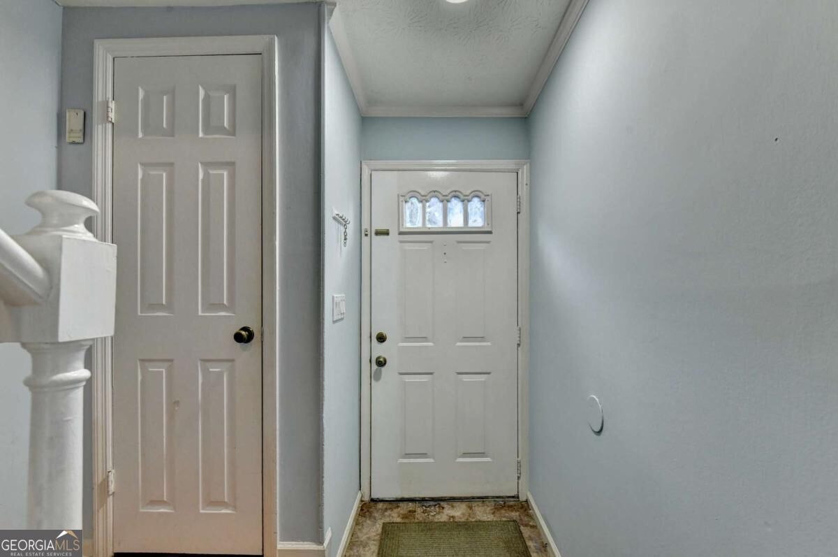 5607 Executive Way Property Photo 4
