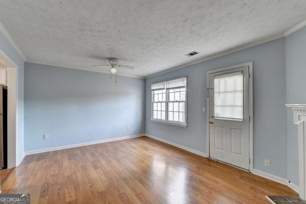 5607 Executive Way Property Photo 6