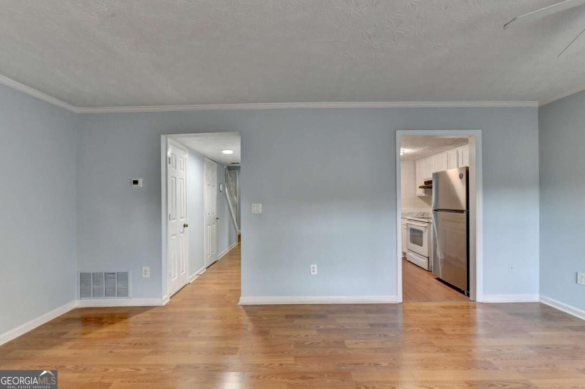 5607 Executive Way Property Photo 8