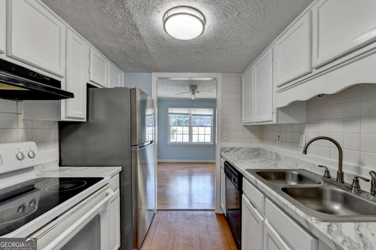 5607 Executive Way Property Photo 17