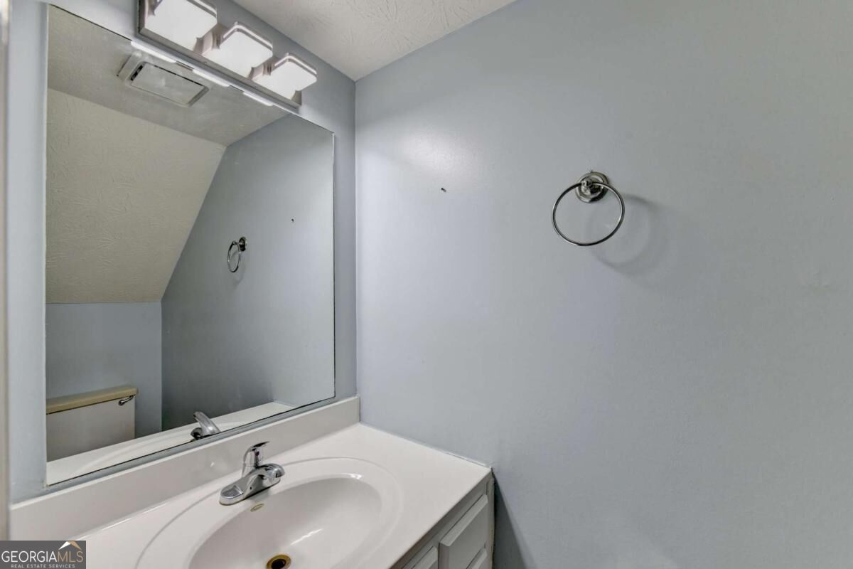 5607 Executive Way Property Photo 24