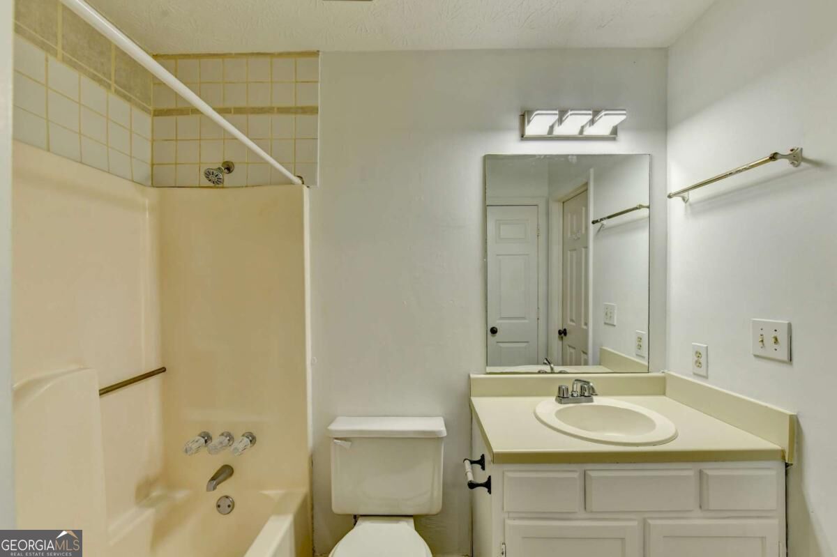 5607 Executive Way Property Photo 31