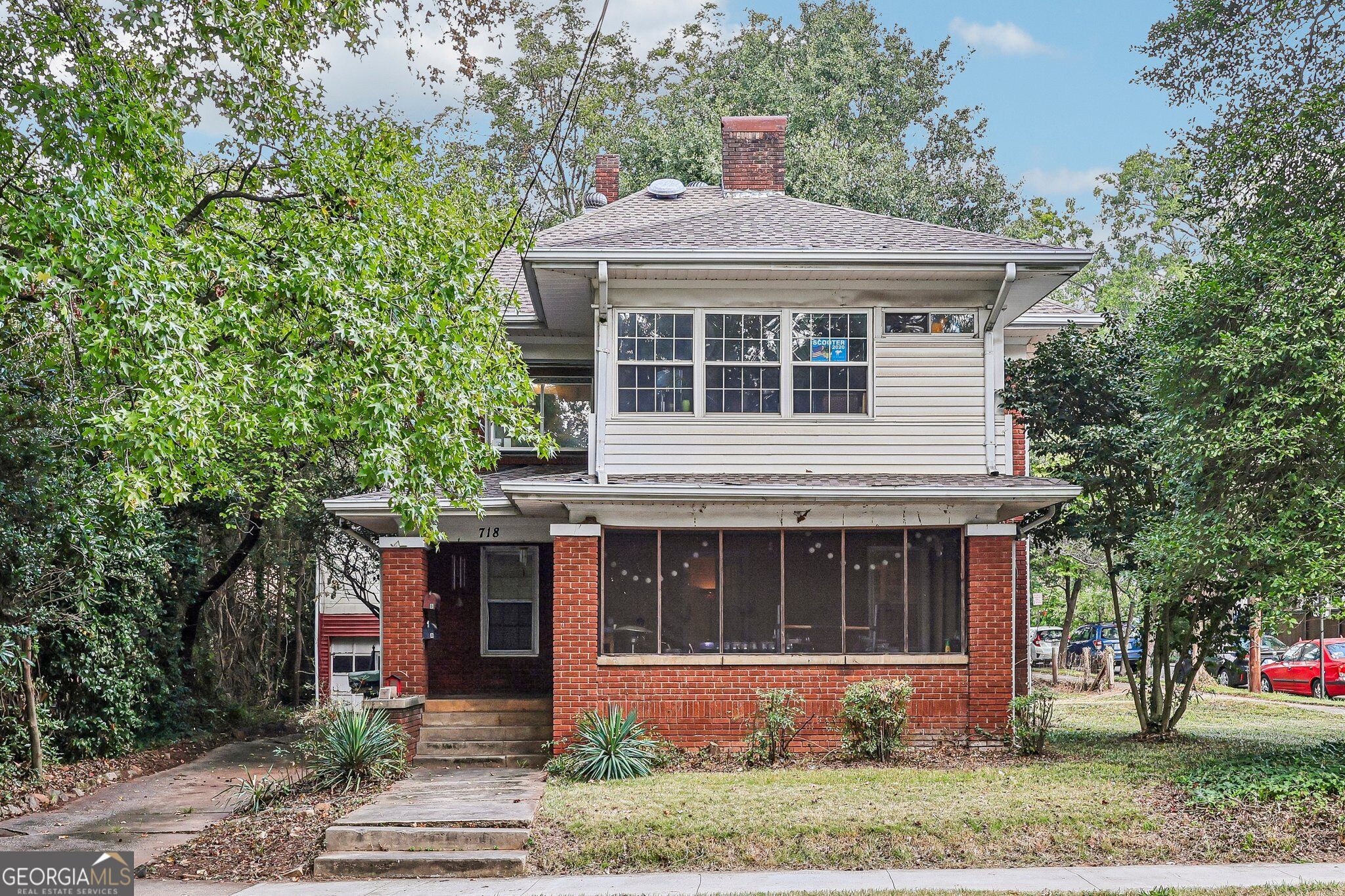 718 E Ponce De Leon Avenue Property Photo 1