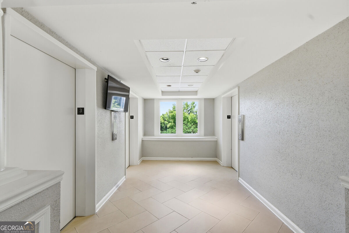 2479 Peachtree Road Ne Apt 317 Property Photo 33