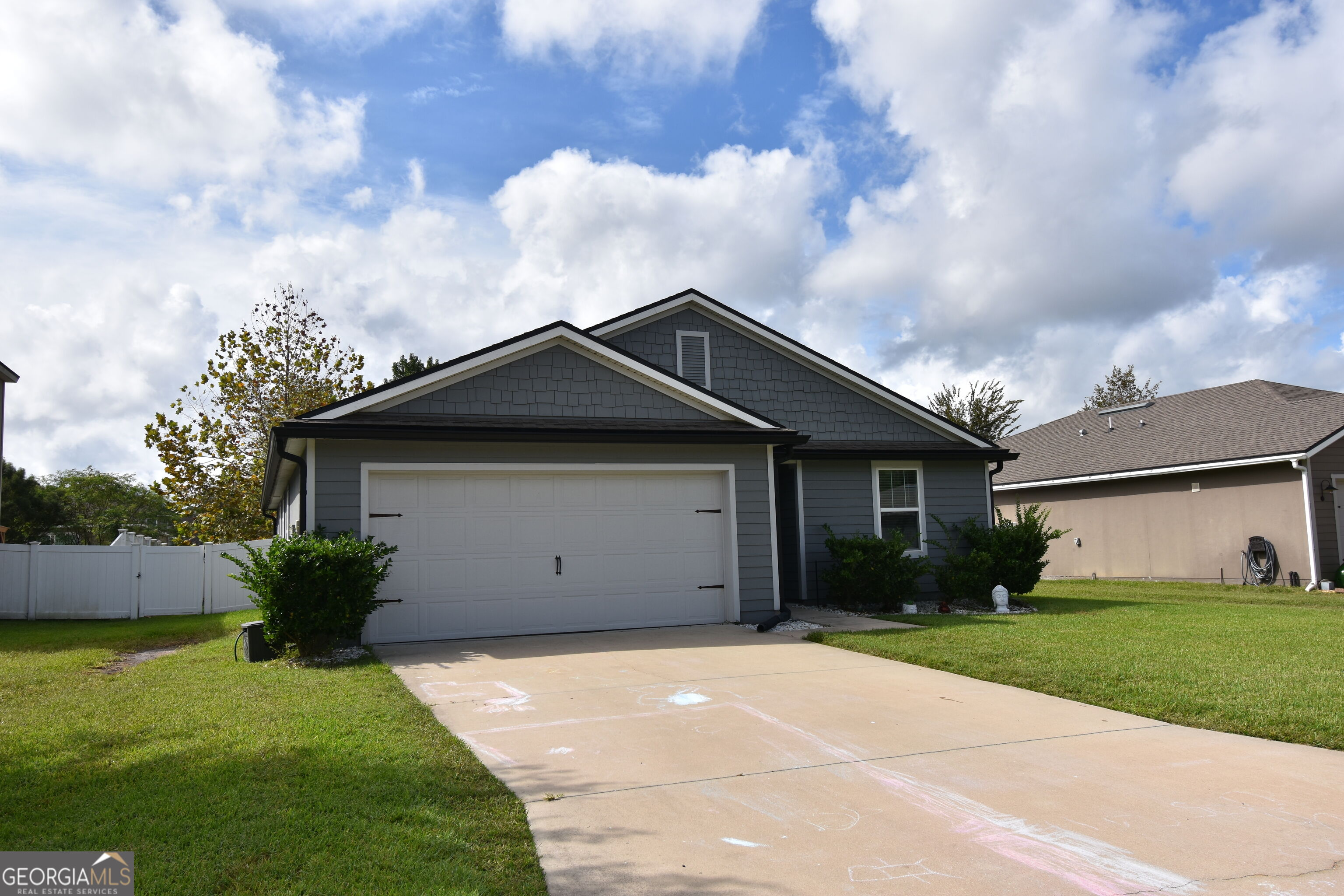 212 Hayworth Court Property Photo 1