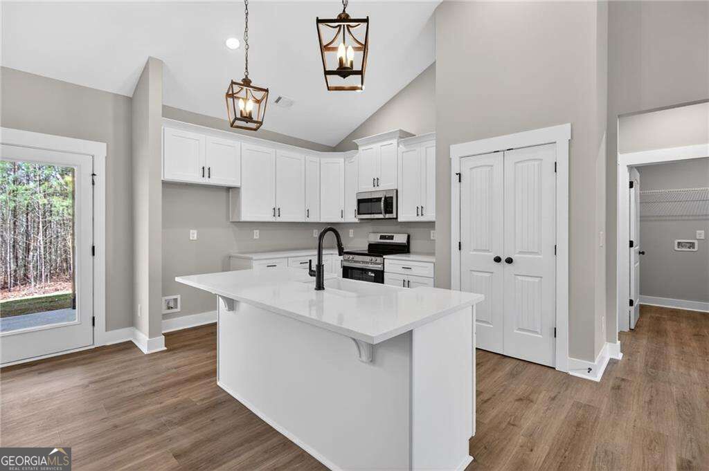 698 Carter Mountain Road Property Photo 15