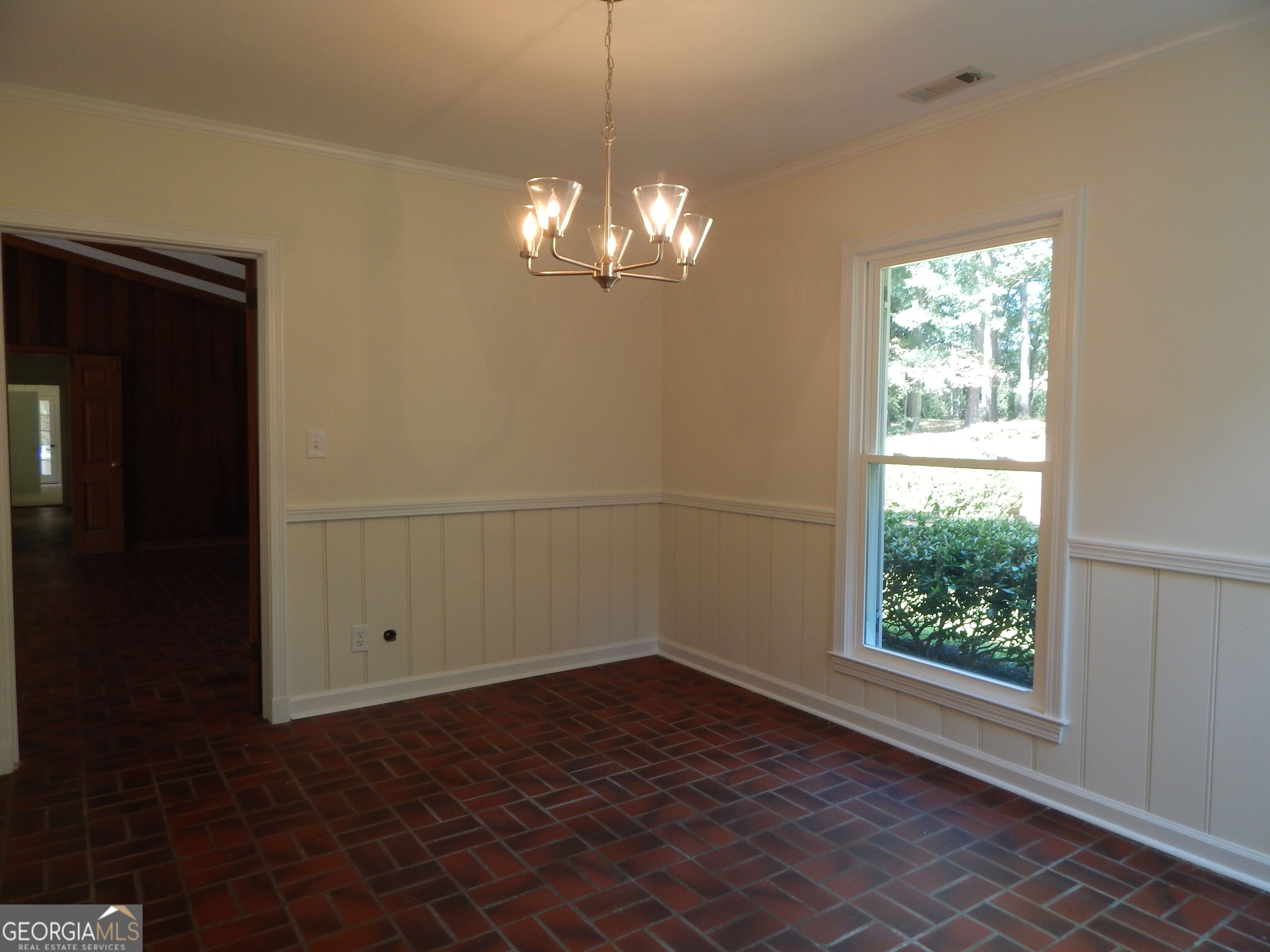 887 Cameron Mill Road Property Photo 9