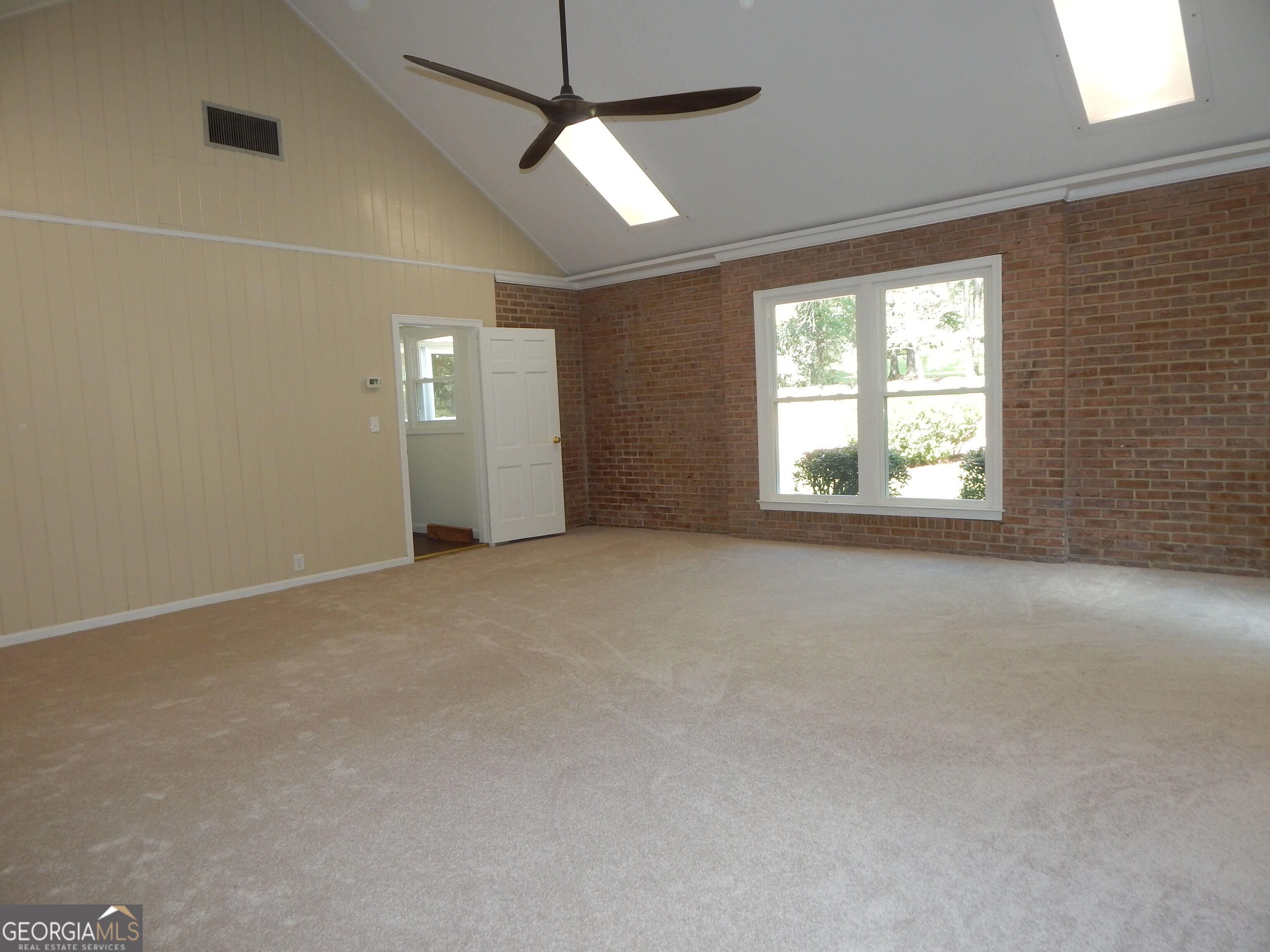 887 Cameron Mill Road Property Photo 12