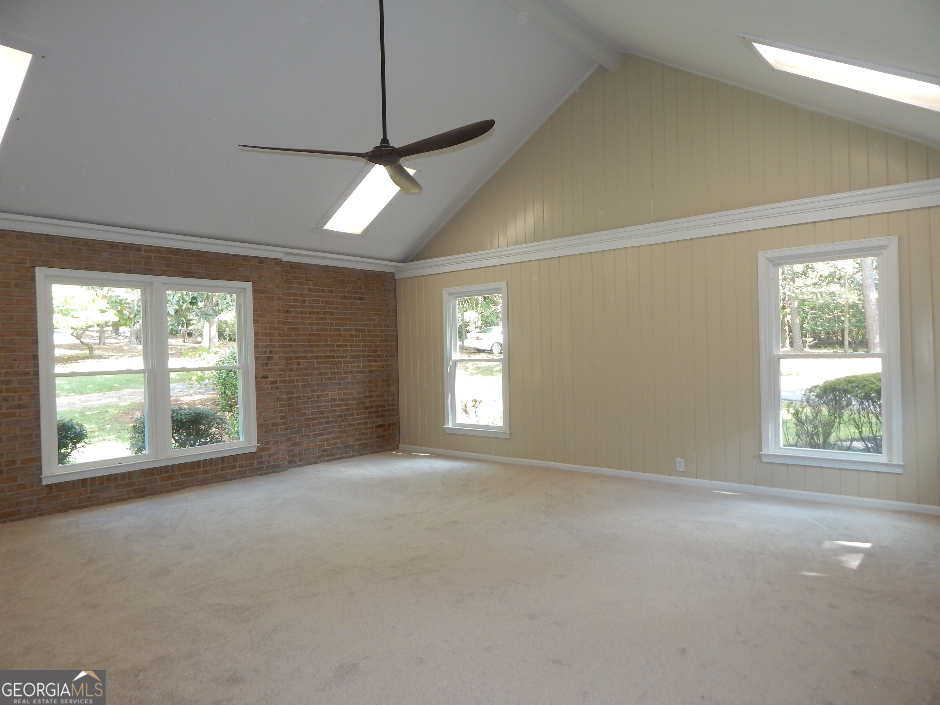 887 Cameron Mill Road Property Photo 13