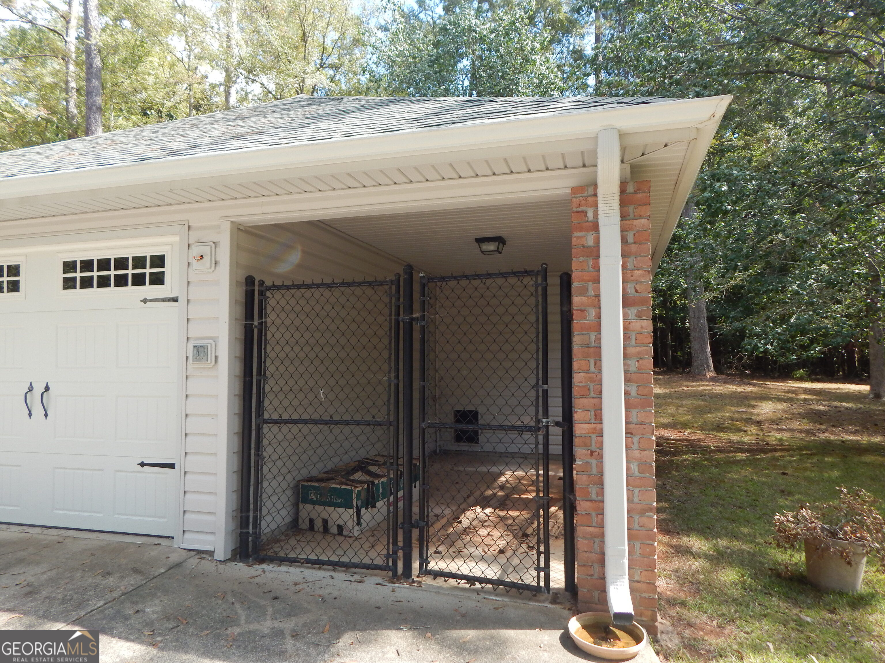887 Cameron Mill Road Property Photo 40