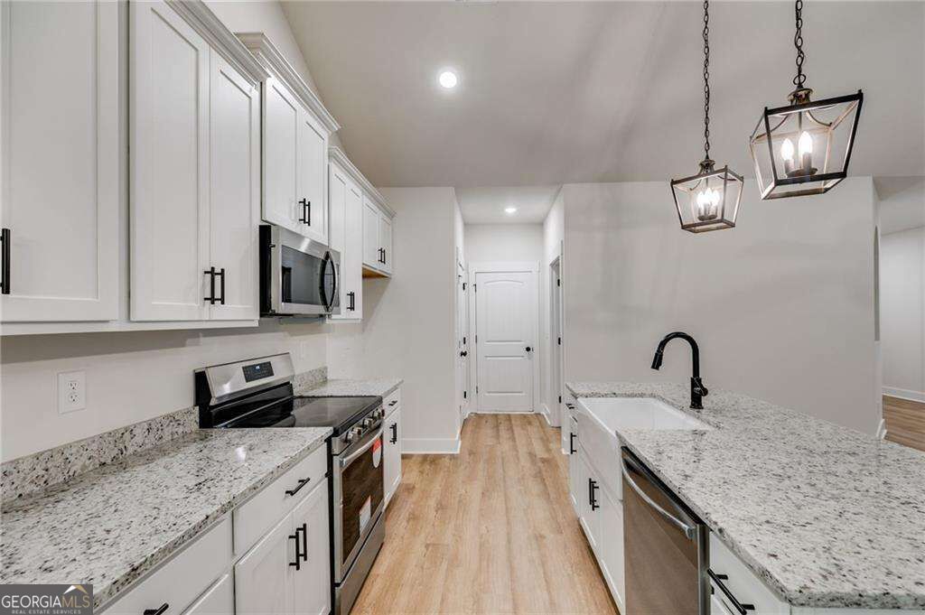 700 Carter Mountain Road Property Photo 16