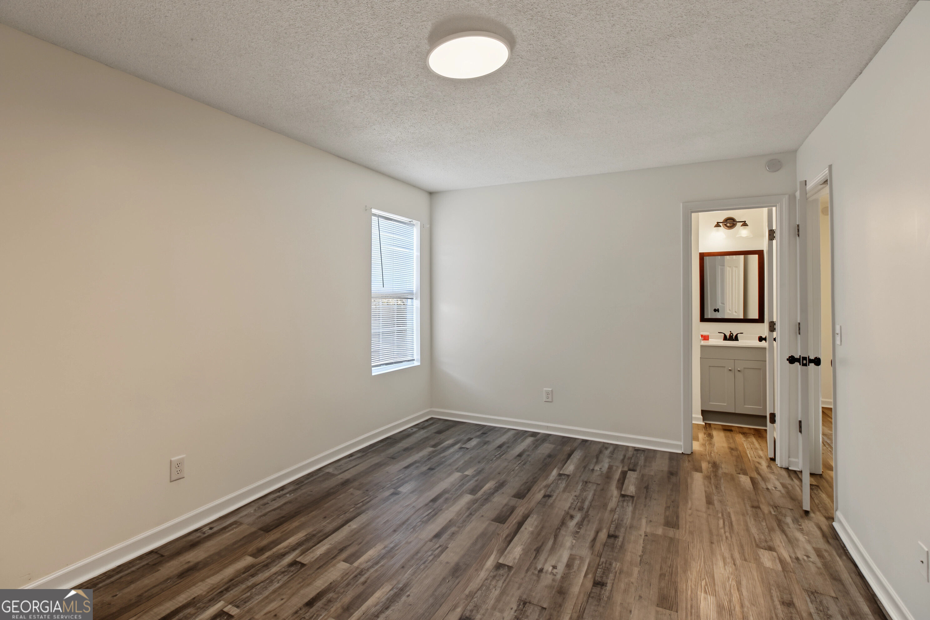 15 Brighton Court Property Photo 30