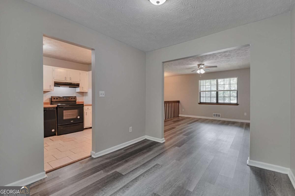 5322 Scarbrough Round Property Photo 7