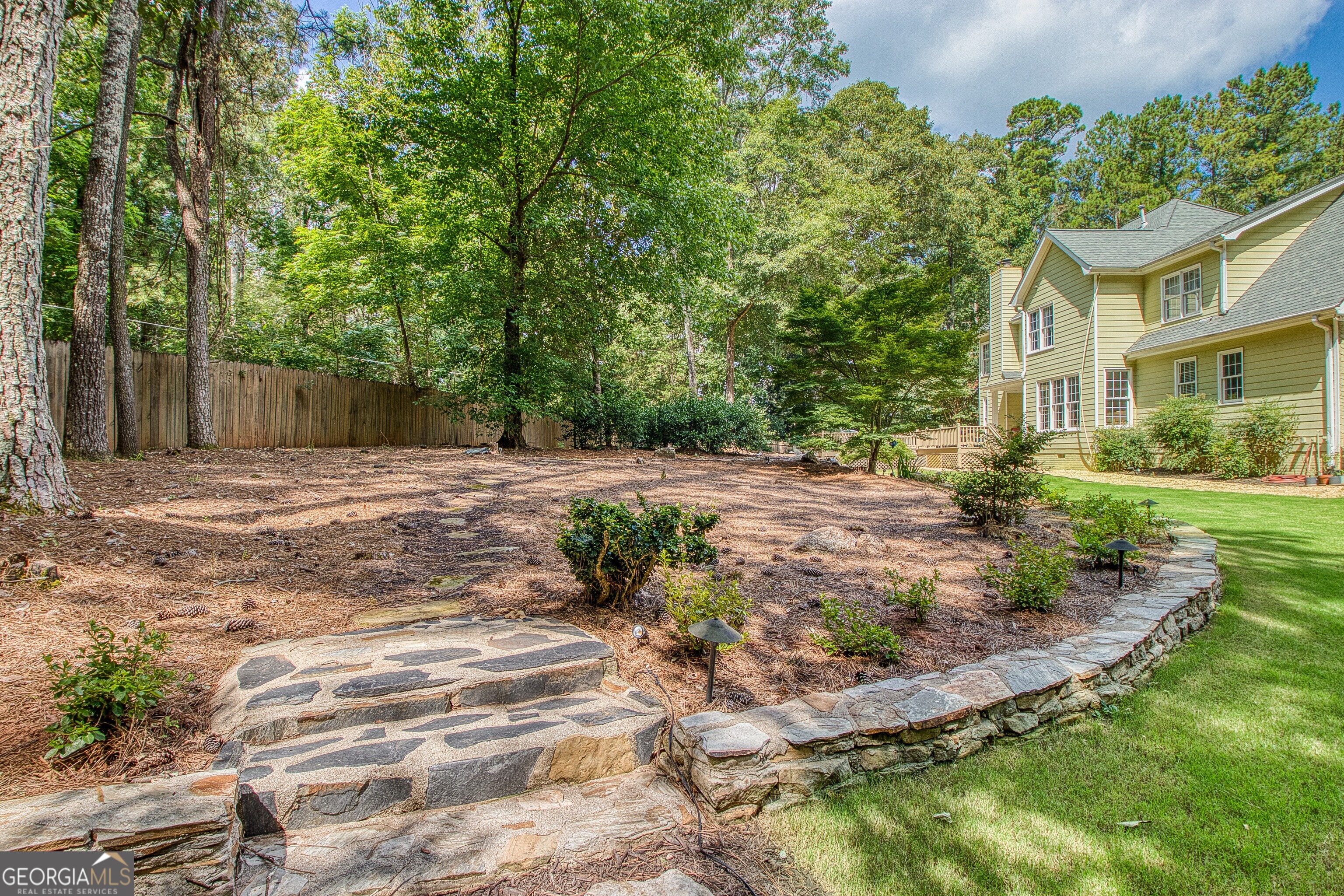 105 Arlington Tr Property Photo 55