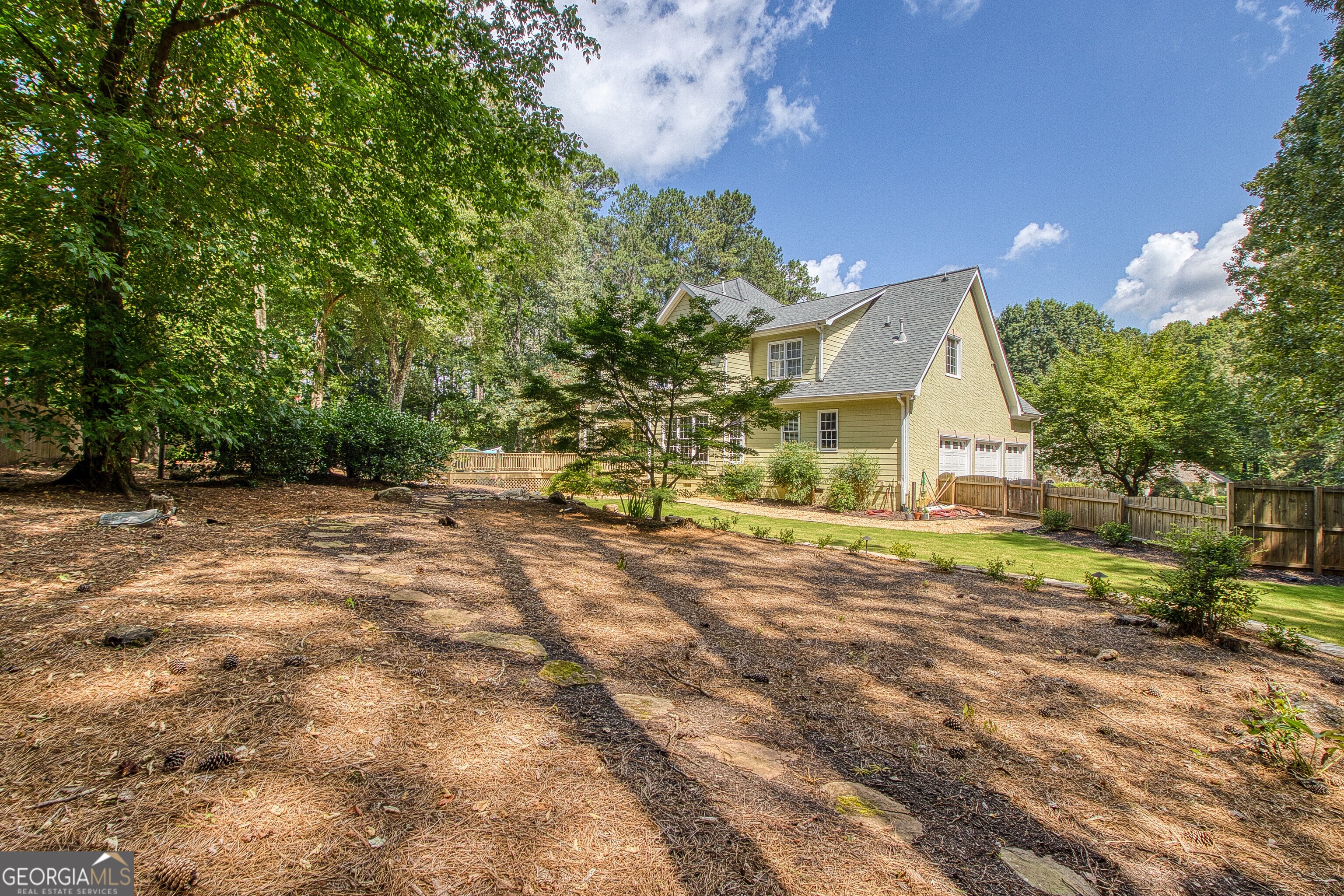 105 Arlington Tr Property Photo 56