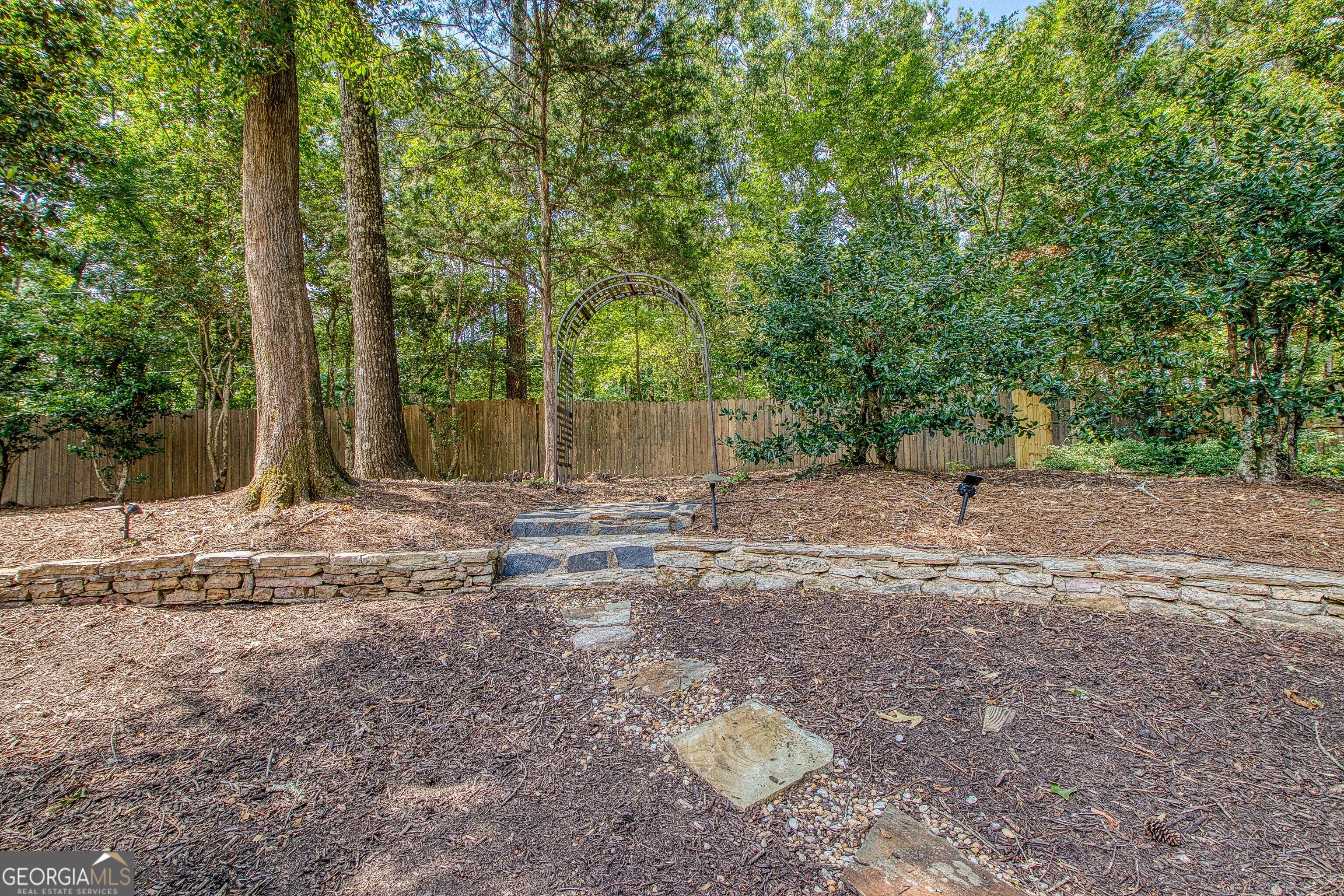 105 Arlington Tr Property Photo 61