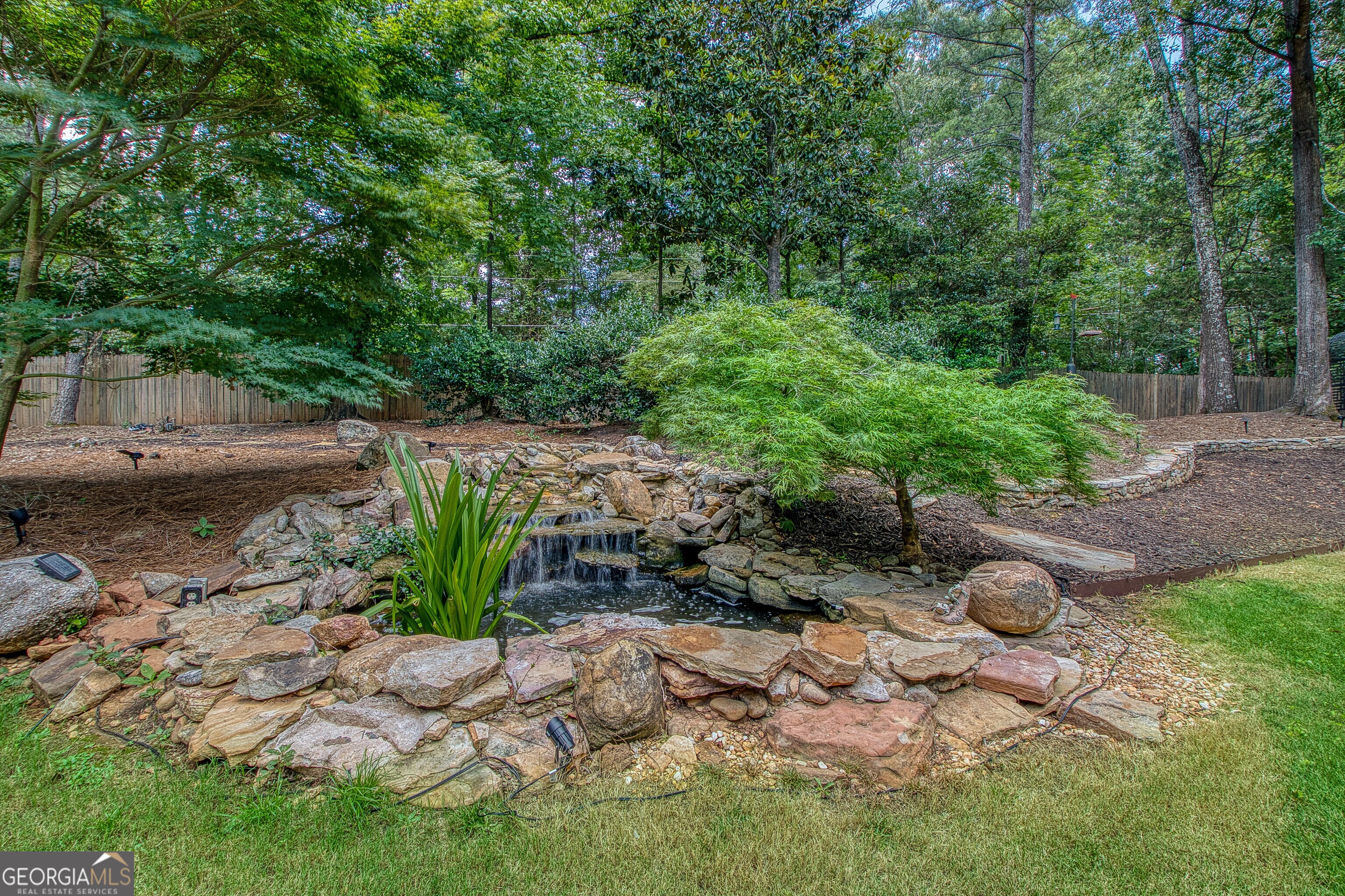 105 Arlington Tr Property Photo 70