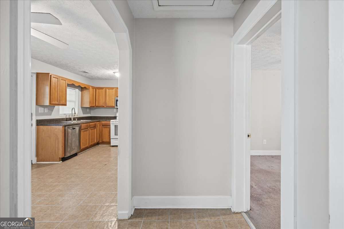 15 Roper Road Property Photo 7