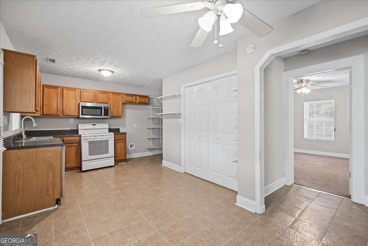 15 Roper Road Property Photo 9