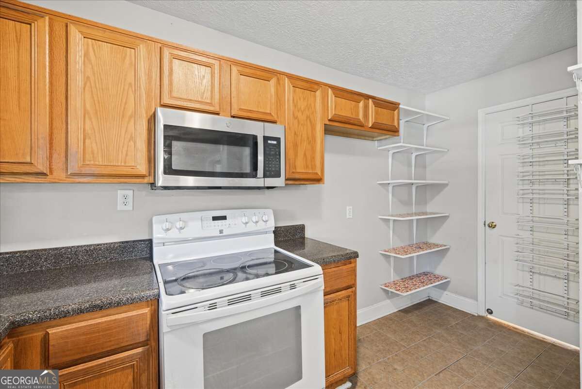 15 Roper Road Property Photo 14