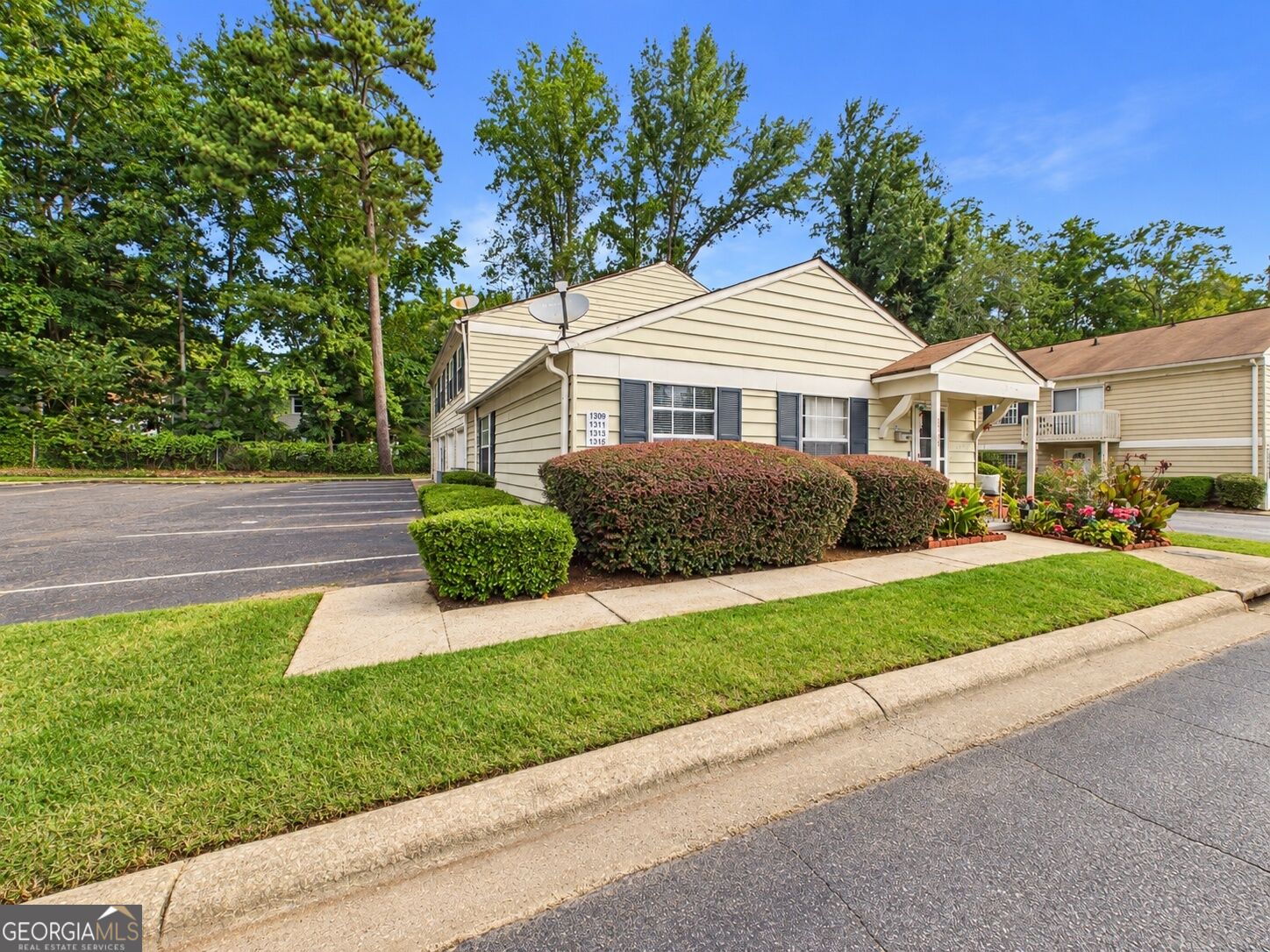 1315 Old Coach Road Sw Property Photo 1