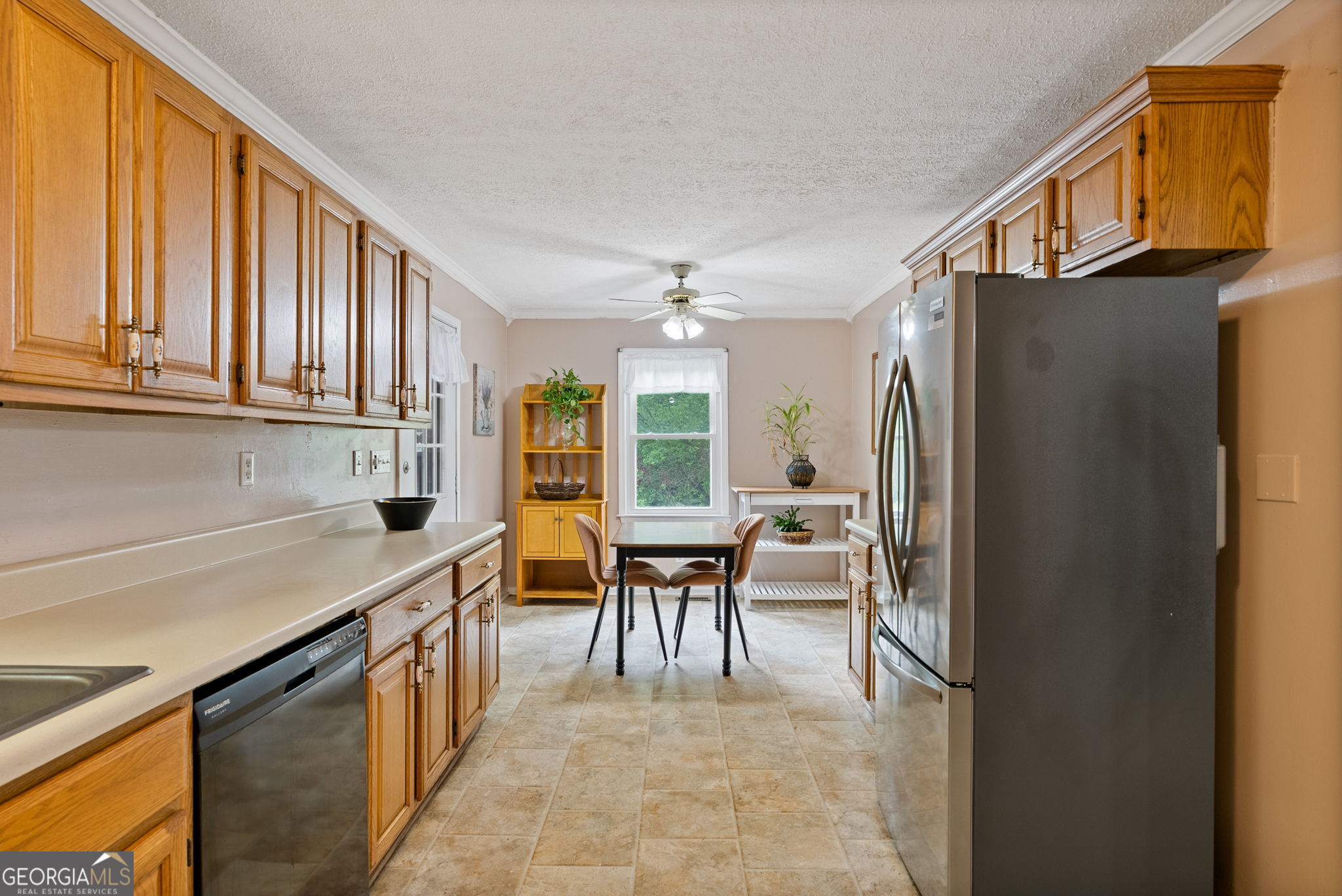 362 Lane Drive Property Photo 8