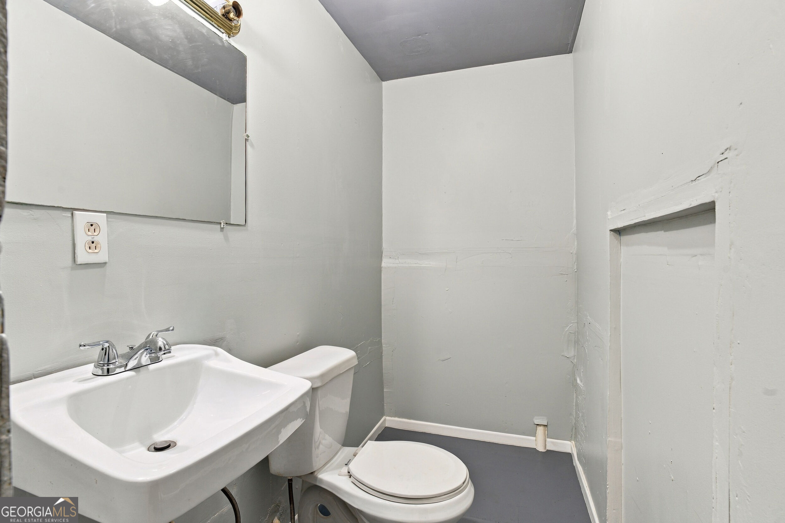 4533 Richard Road Property Photo 27