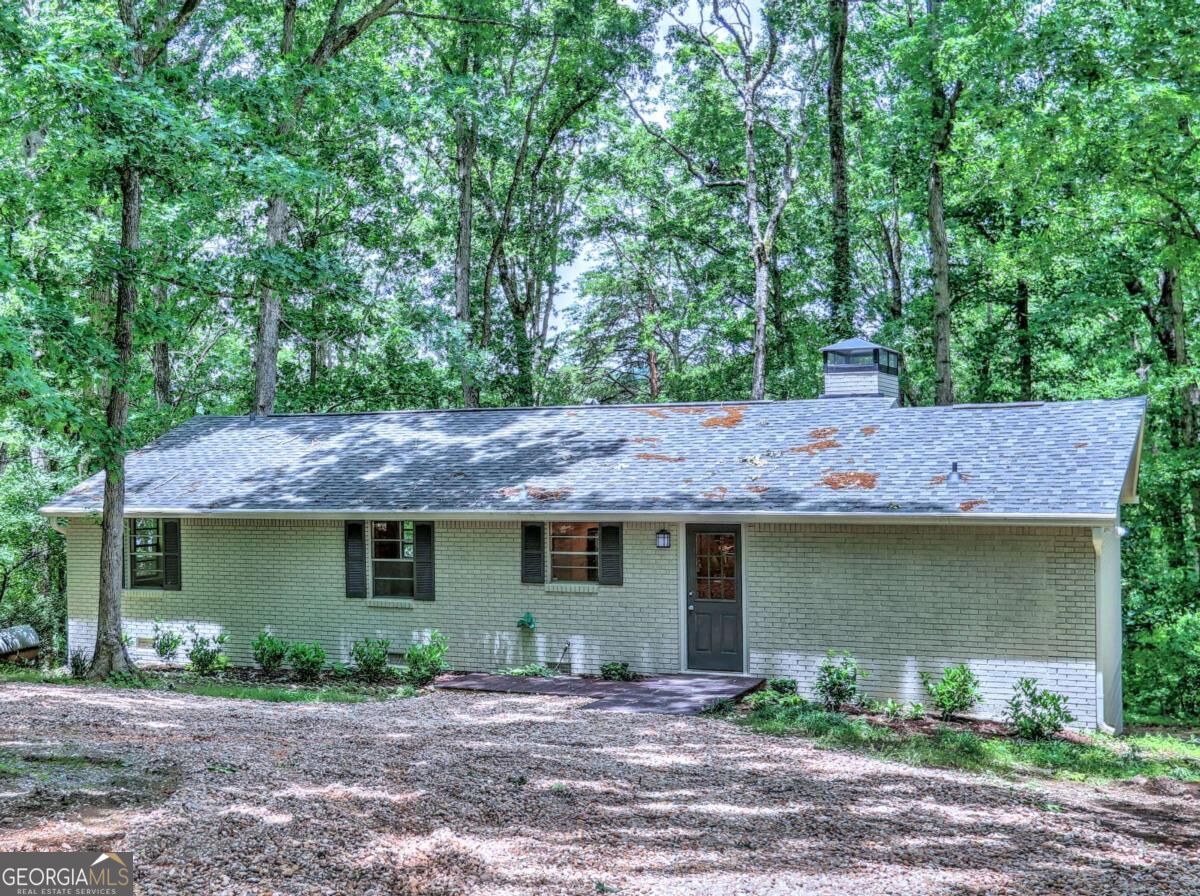 5465 Honeysuckle Trail Property Photo 2