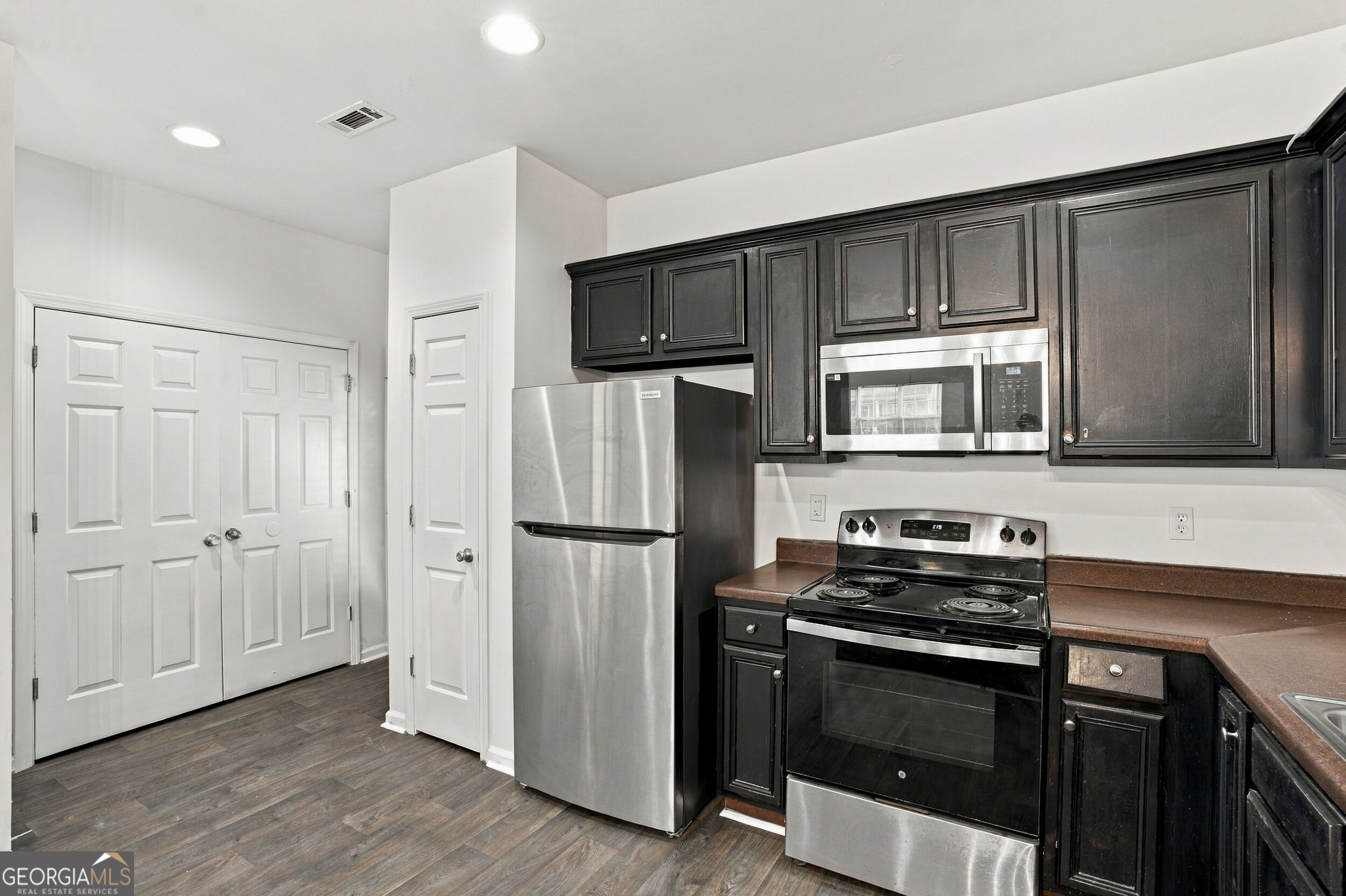 8260 Oakley Circle Property Photo 14