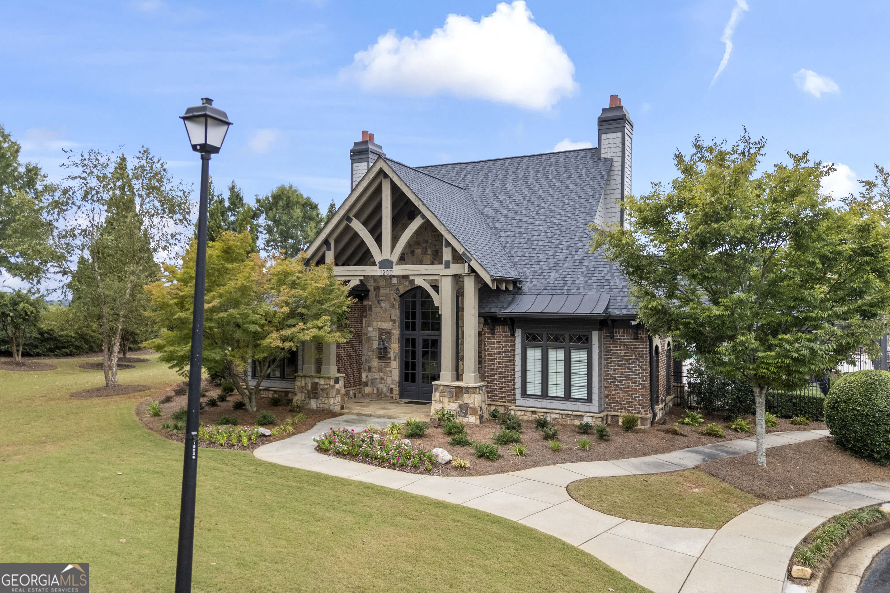 1360 Ashbury Park Drive Property Photo 12