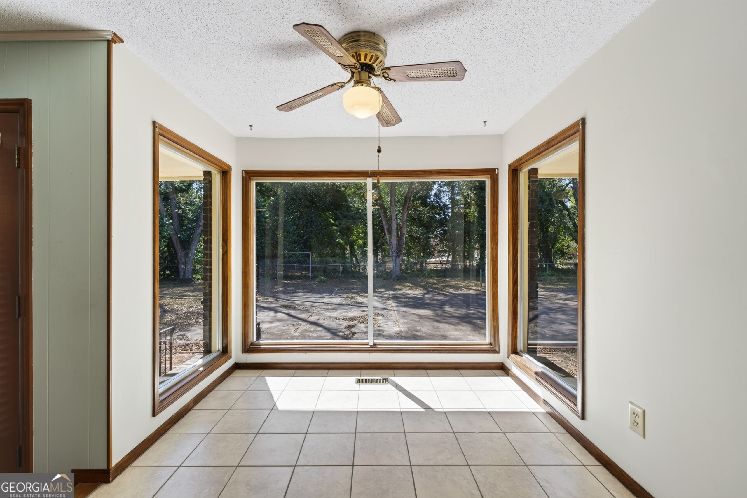 4210 Jones Road Property Photo 18