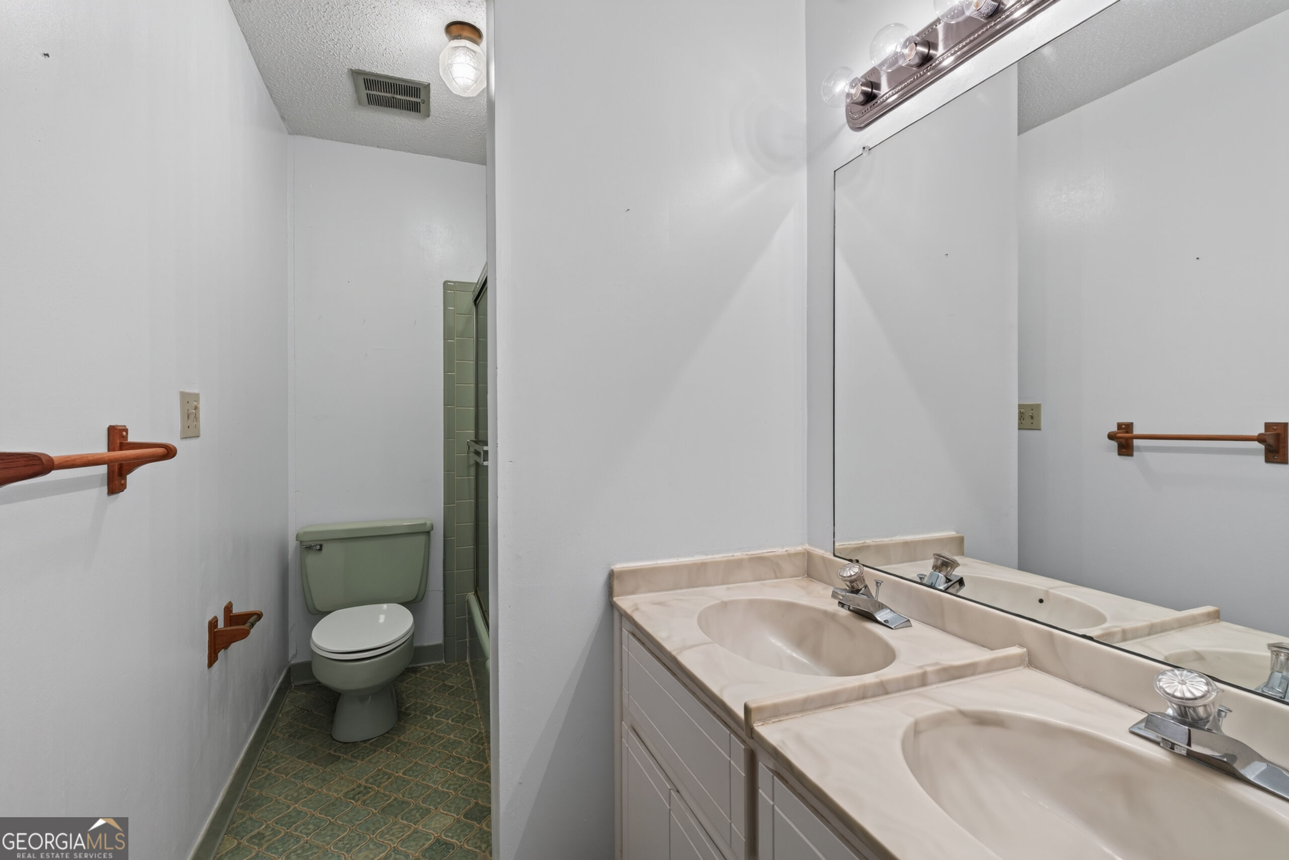 4210 Jones Road Property Photo 27