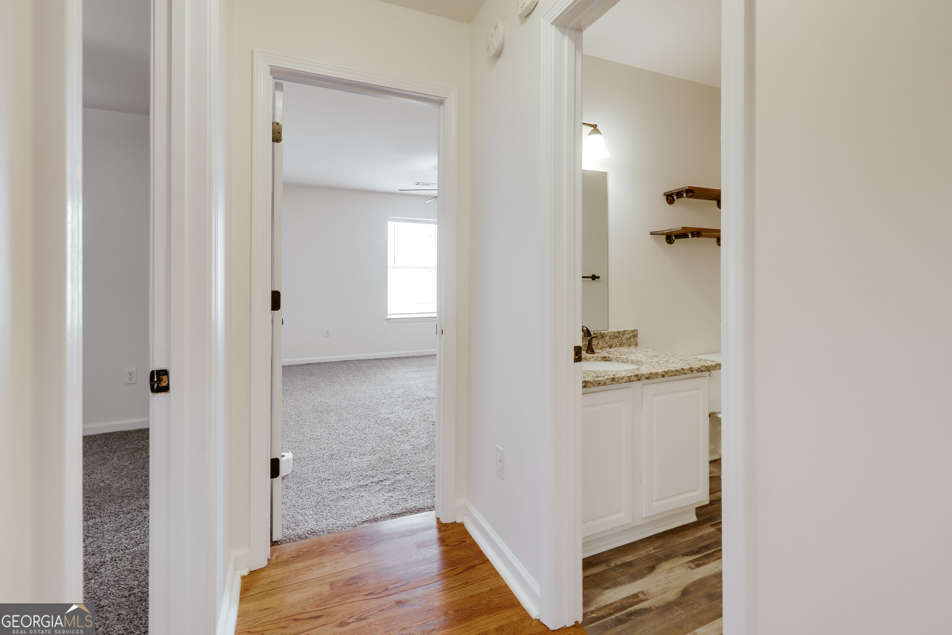 1021 Jessica Way Property Photo 14