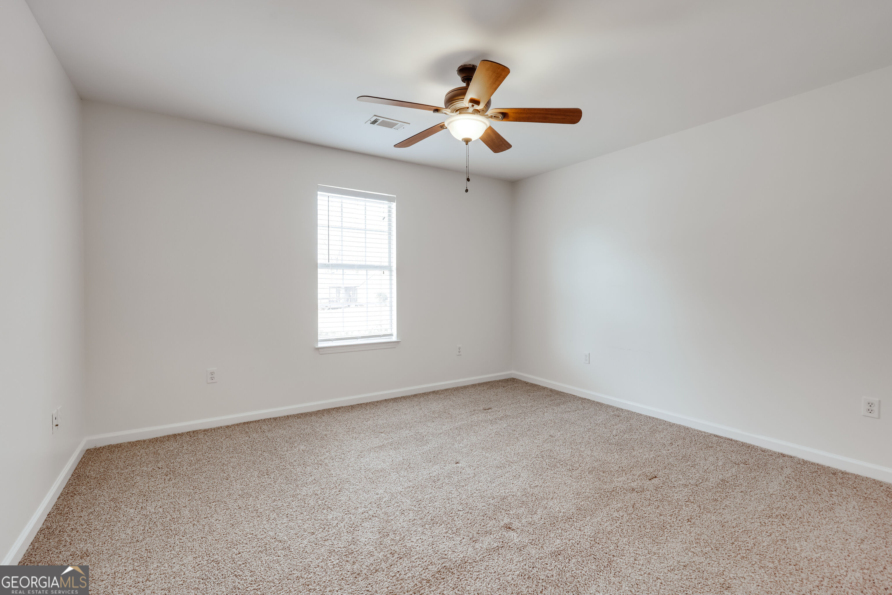 1021 Jessica Way Property Photo 18