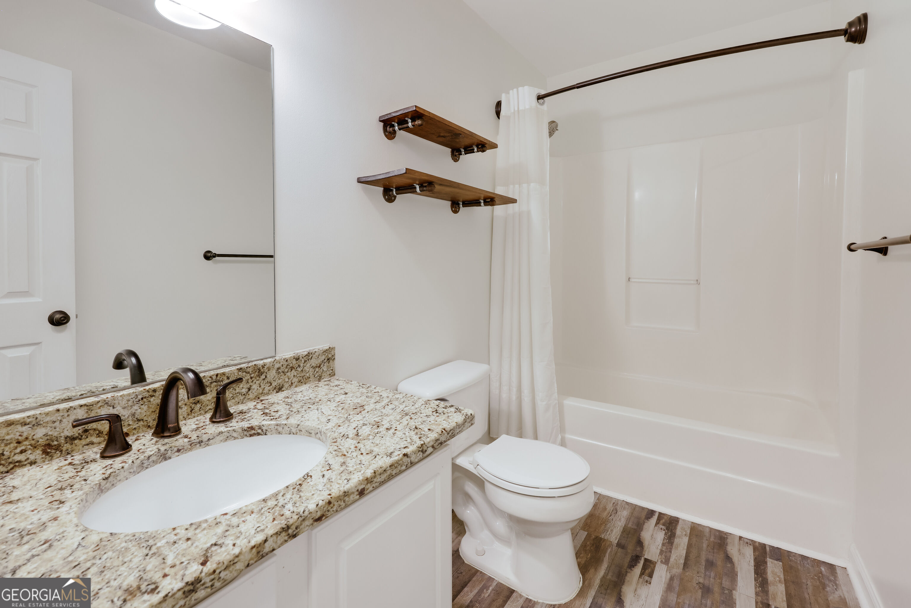 1021 Jessica Way Property Photo 20