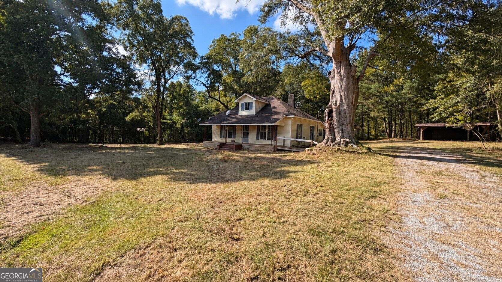 721 Pleasant Grove Road Property Photo 2