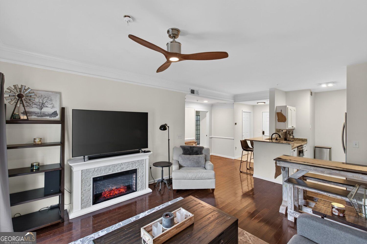 2700 Pine Tree Road Ne # 1306 Property Photo 8