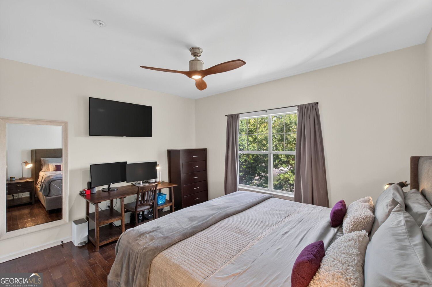 2700 Pine Tree Road Ne # 1306 Property Photo 19