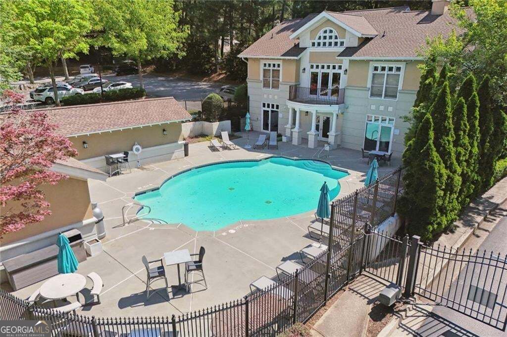 2700 Pine Tree Road Ne # 1306 Property Photo 29