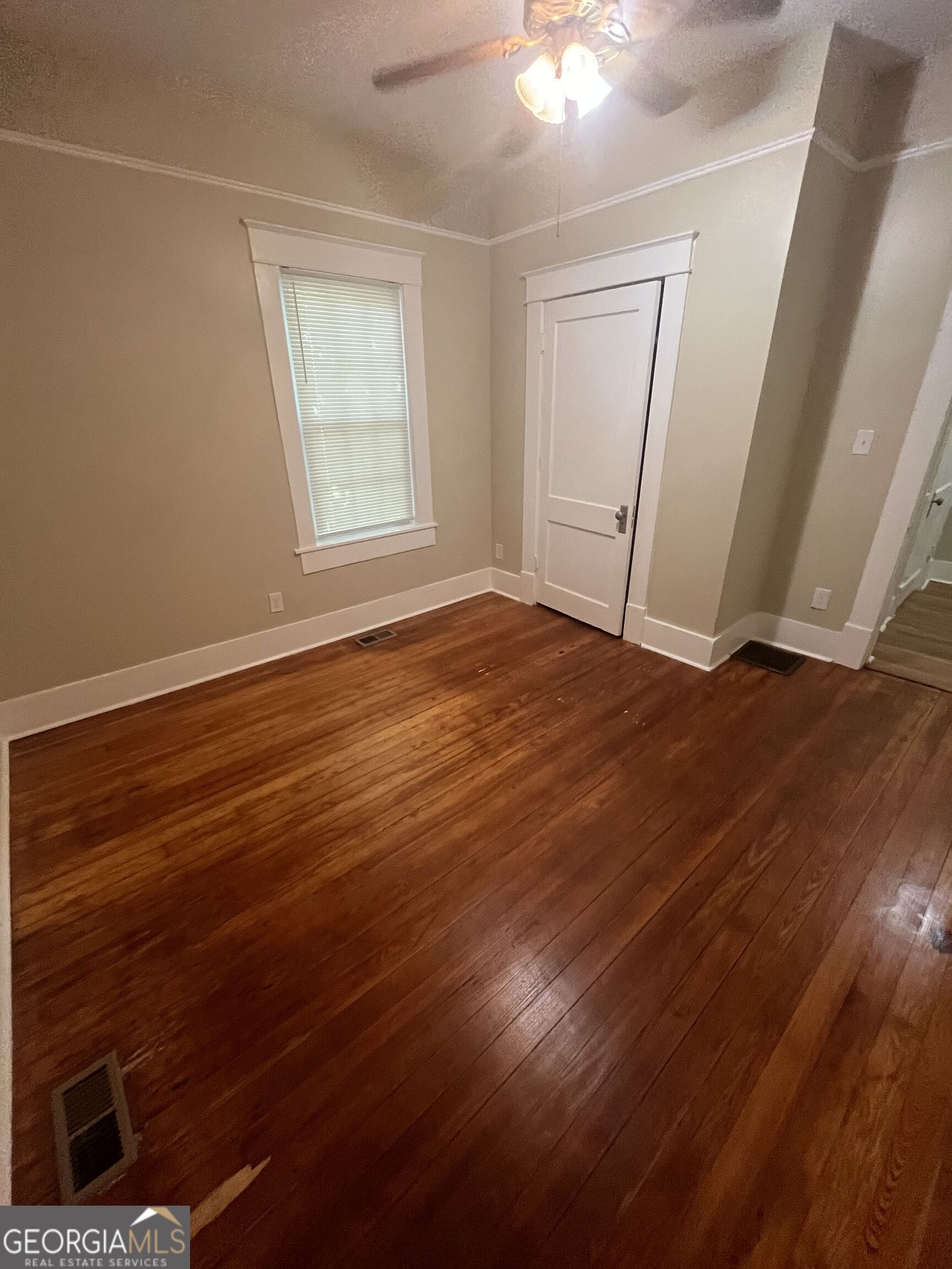 1776 Thompson Avenue # B Property Photo 3