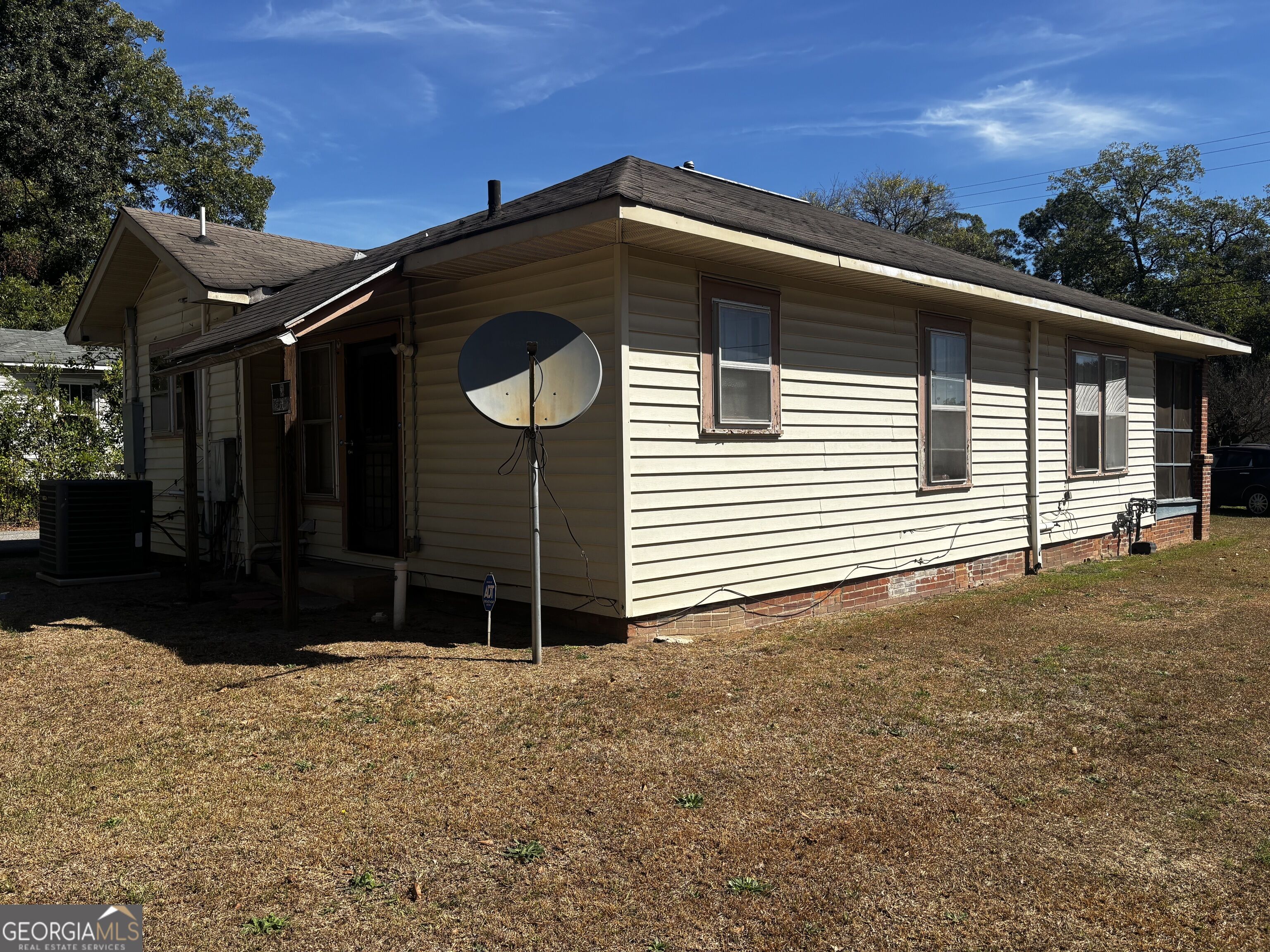 4377 Mikado Avenue Property Photo 3