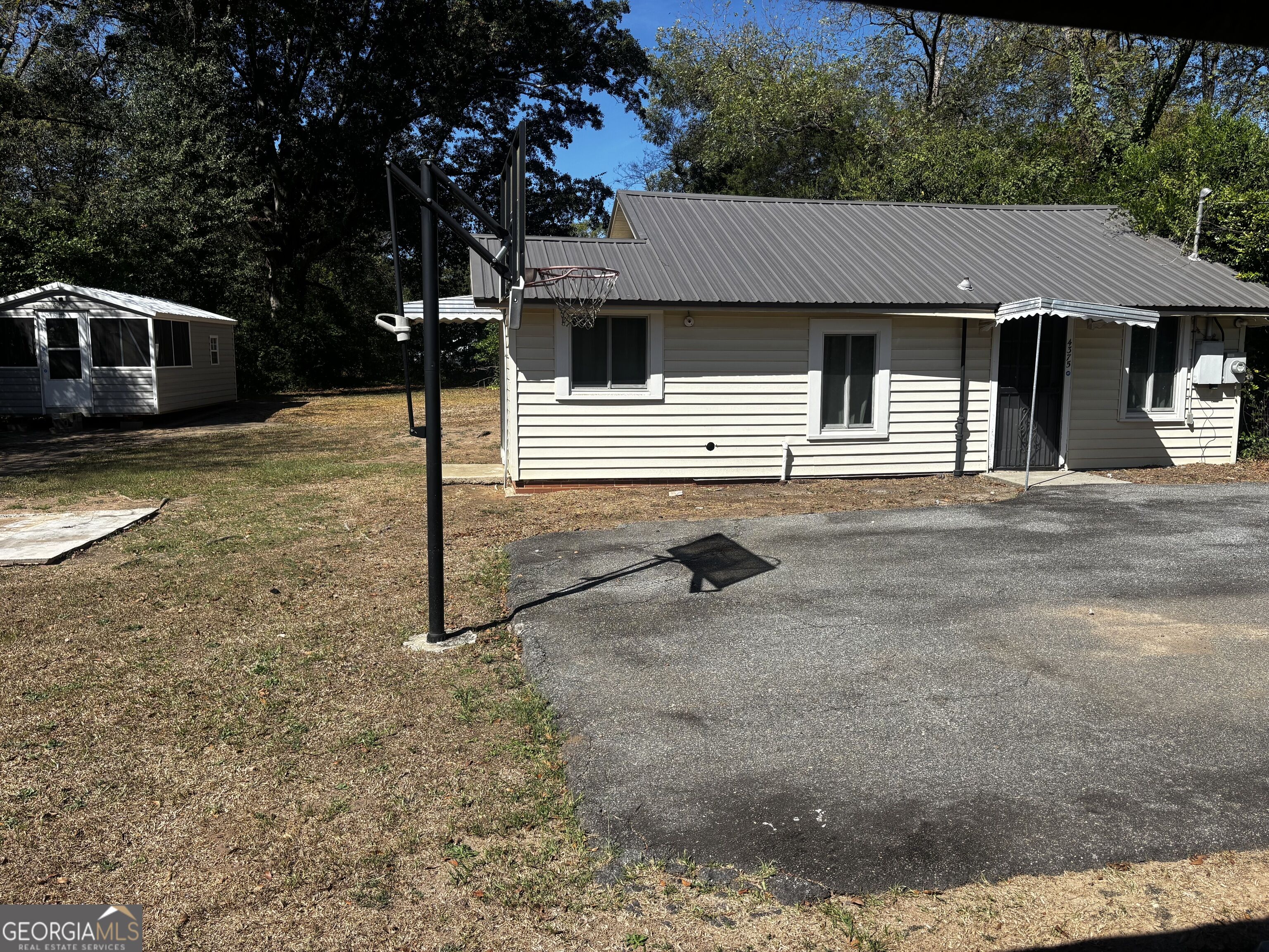 4377 Mikado Avenue Property Photo 20