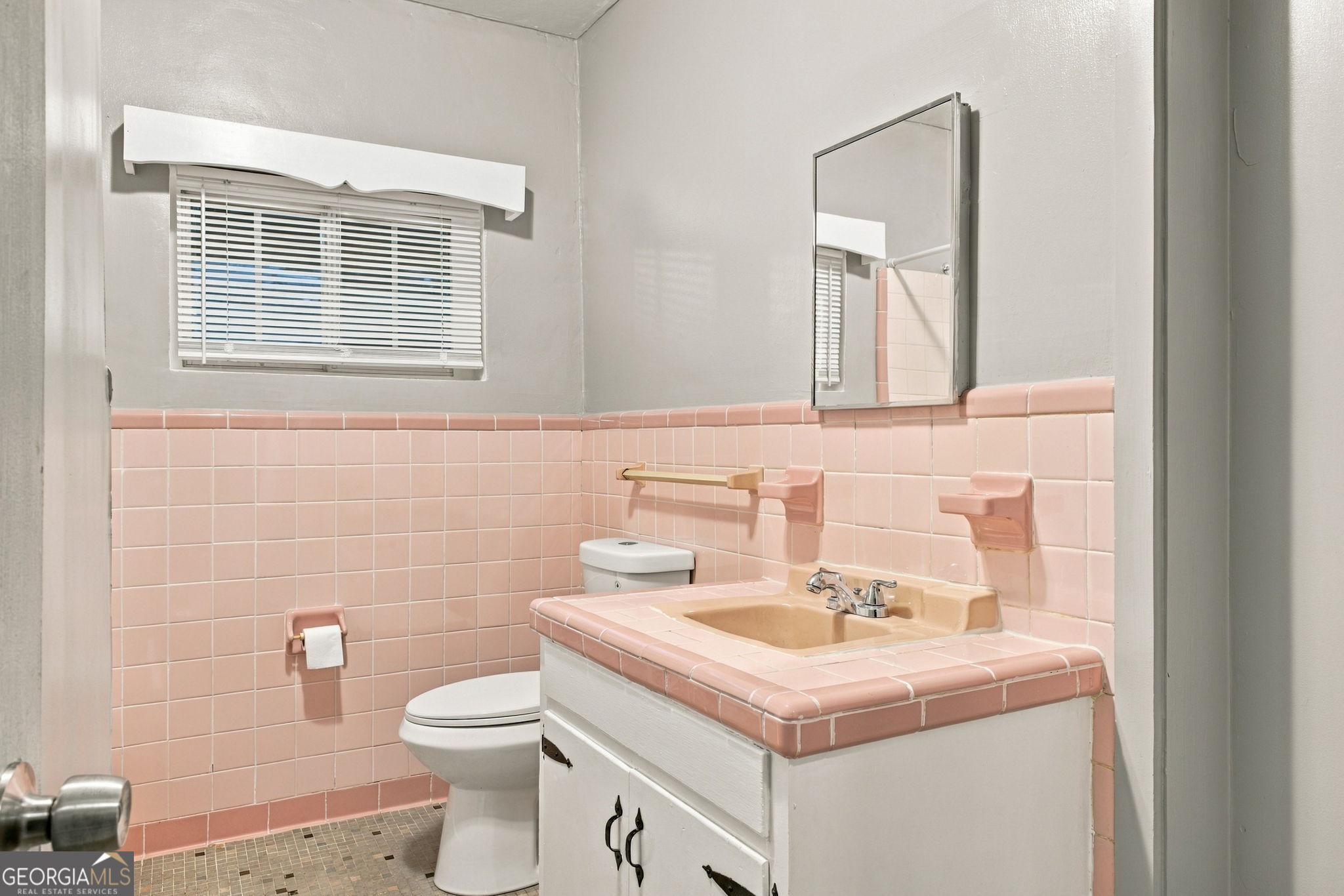 19 Watts Way Sw Property Photo 17