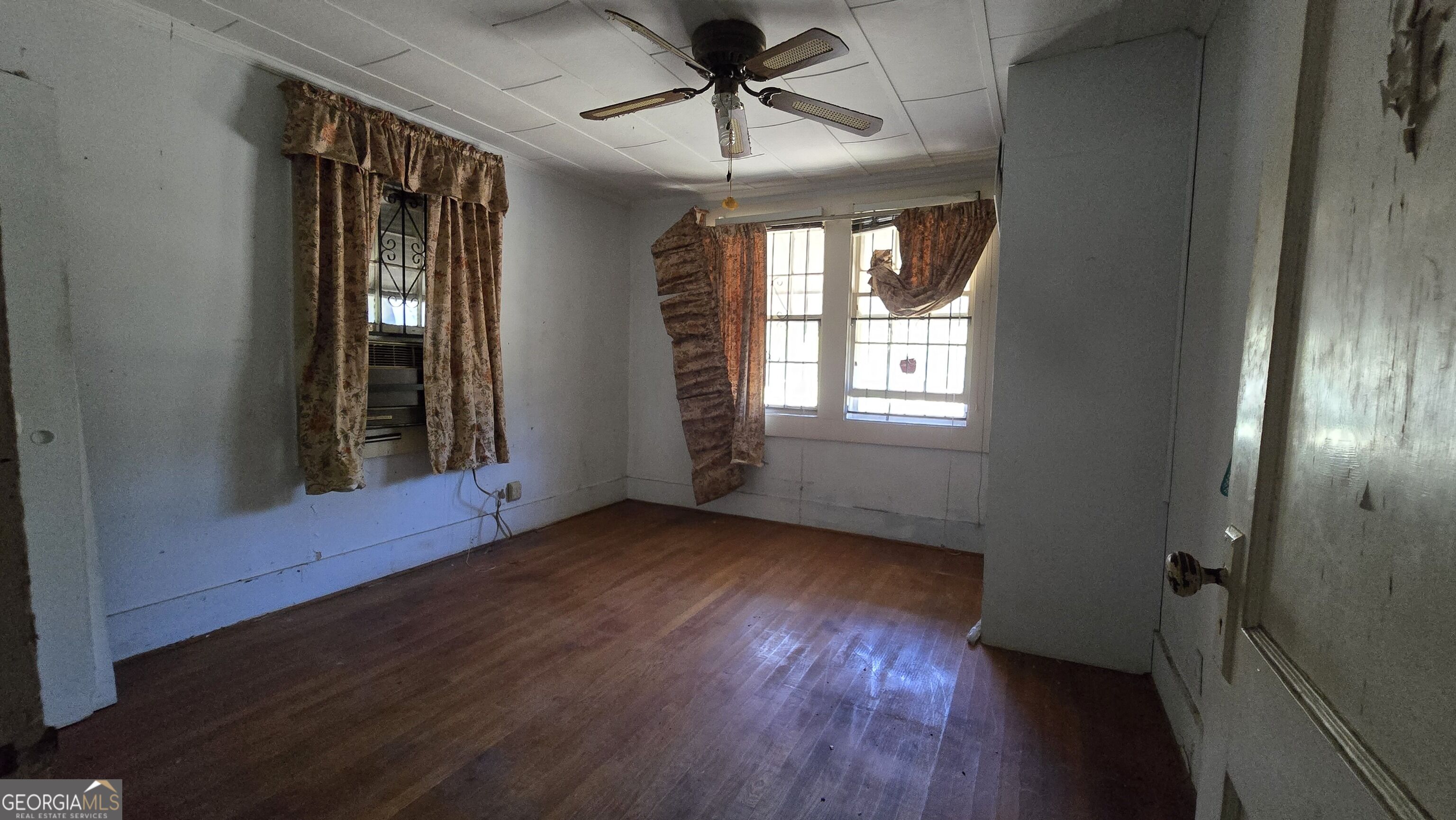 4362 Mikado Avenue Property Photo 11