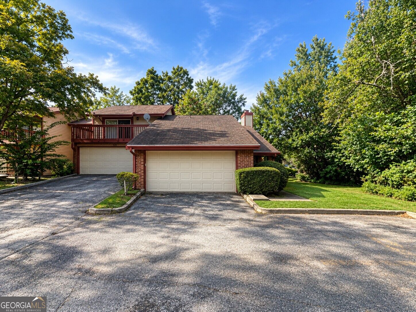 1086 Village Road Property Photo 1