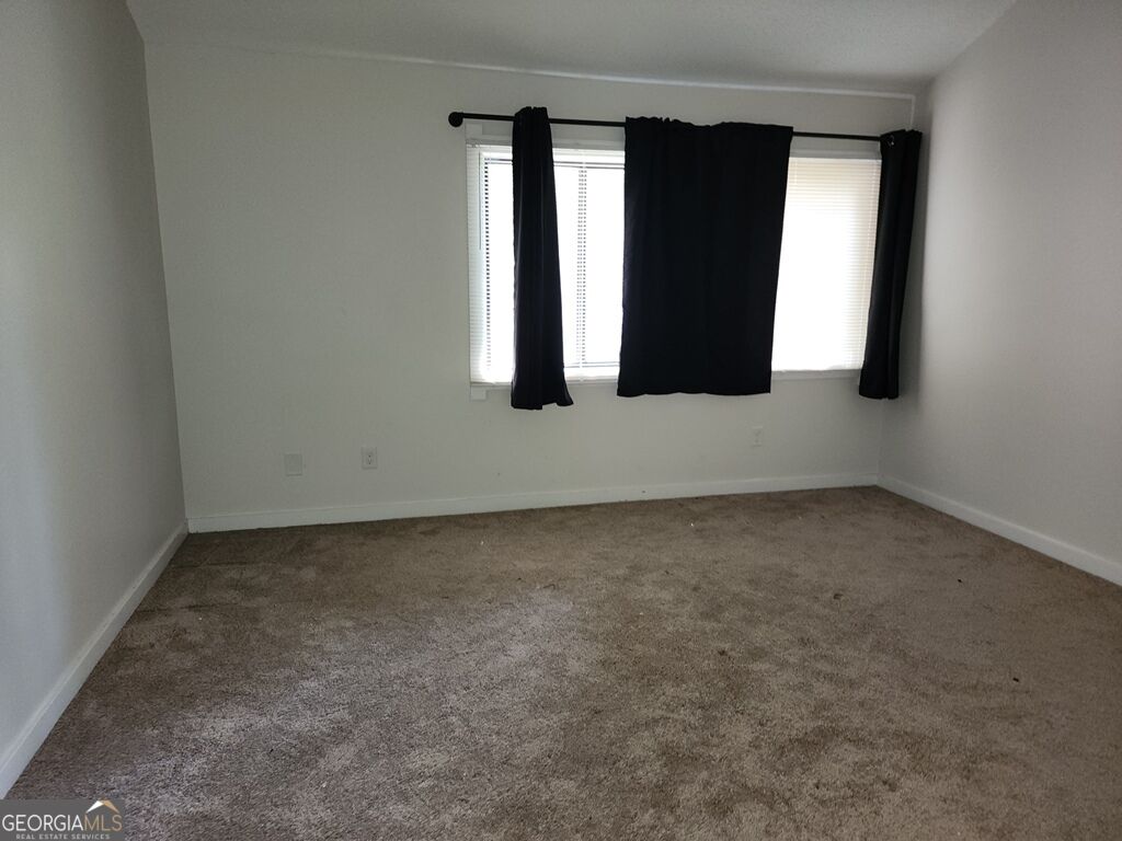 1086 Village Road Property Photo 11