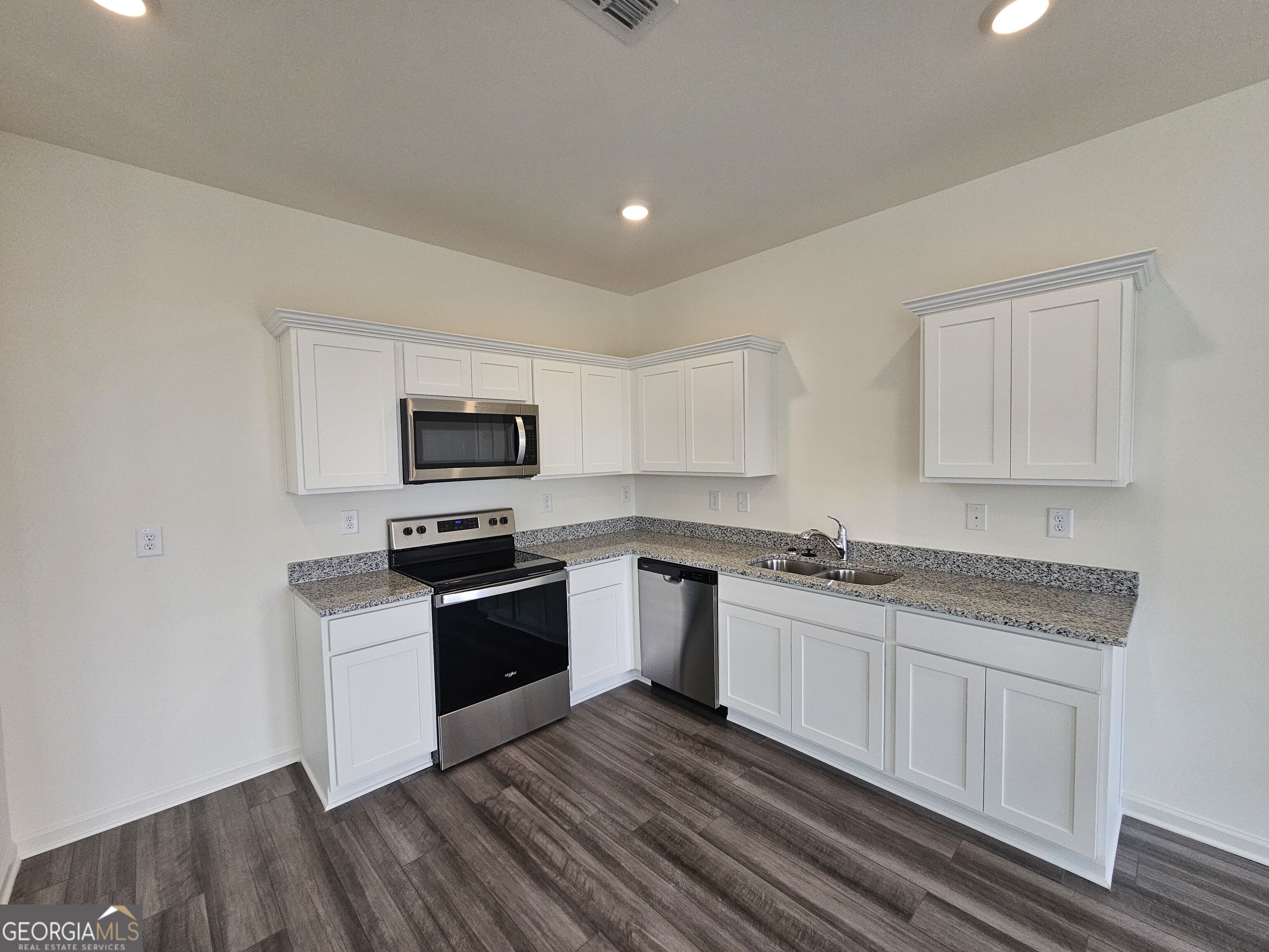 3513 Condor Court Sw Property Photo 5