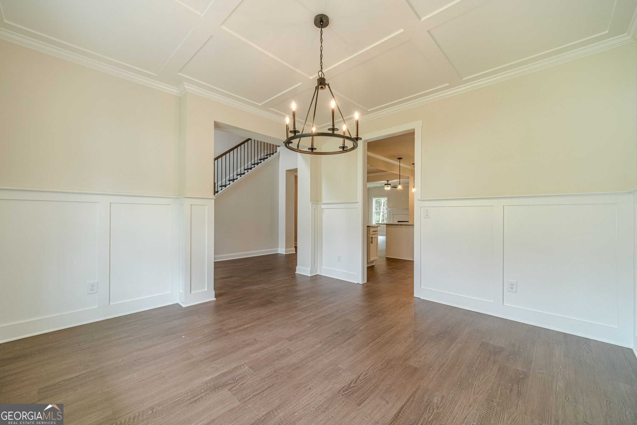 257 Pinewood Property Photo 9